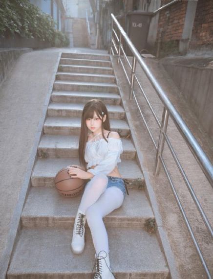 免费看电视剧《小巷人家》