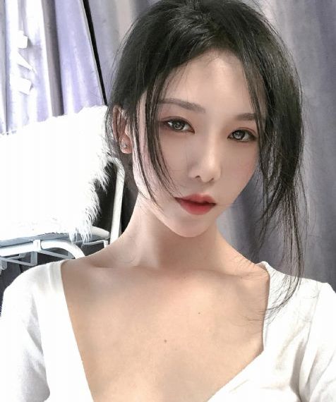 女人的超长巨茎人妖3d