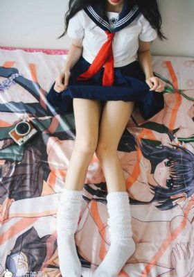 红衣小女孩在线观看完整恐怖版