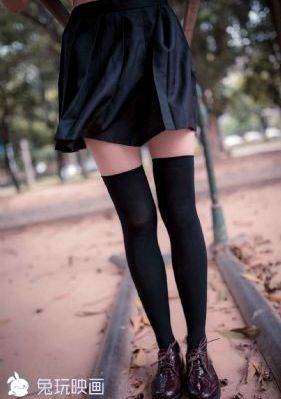 不扣扣的女孩