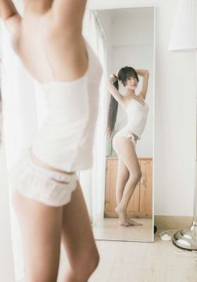 《夜场女》电影
